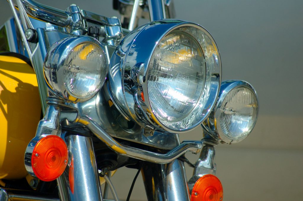 motorcycle-14205609395lA